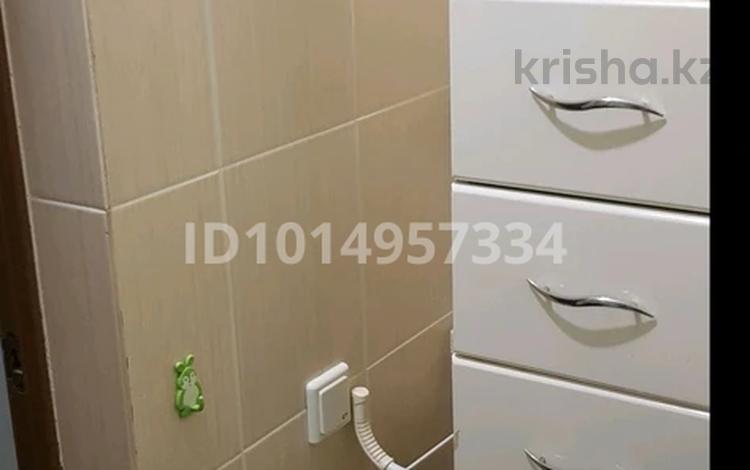 1-комнатная квартира · 42.5 м² · 4/5 этаж, мкр Казахфильм — Аль-Фараби уг.Исиналиева за 260 000 ₸ в Алматы, Бостандыкский р-н — фото 2