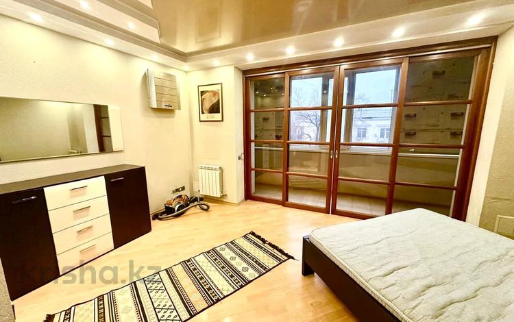2-комнатная квартира · 50 м² · 5/5 этаж, проспект Жибек Жолы 103 — Желтоксан за 320 000 ₸ в Алматы, Алмалинский р-н — фото 29