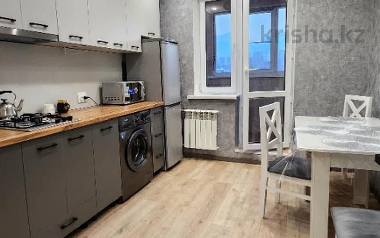 1-комнатная квартира · 42 м² · 6/9 этаж, Тлендиева — Ниже Жандосова за 250 000 ₸ в Алматы, Бостандыкский р-н — фото 4