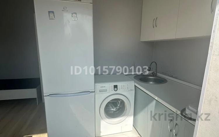1-комнатная квартира · 25 м² · 2/2 этаж, мкр Улжан-2 2 за 130 000 ₸ в Алматы, Алатауский р-н — фото 2