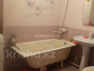 3-комнатная квартира · 58.2 м² · 4/5 этаж, Пр республики 25а за 19 млн 〒 в Шымкенте, Аль-Фарабийский р-н