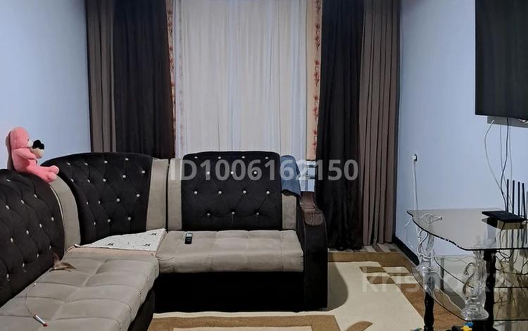3-бөлмелі пәтер · 60 м² · 1/5 қабат, 3 микрорайон, бағасы: 7 млн ₸ в Каратау — фото 2