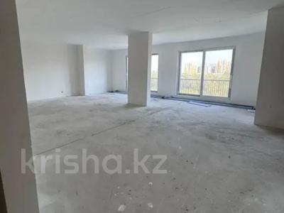 3-комнатная квартира · 185 м² · 6/9 этаж, проспект Аль-Фараби 69Б — Река Есентай за 340 млн 〒 в Алматы, Бостандыкский р-н