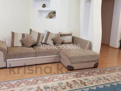 Пәтерлер в Актюбинской обл.: 3-бөлмелі пәтер · 141.5 м² · 1/8 қабат, проспект Абая 8а, бағасы: 45.5 млн 〒 3-бөлмелі пәтер · 141.5 м² · 1/8 қабат, проспект Абая 8а, бағасы: 45.5 млн 〒 в Актобе
