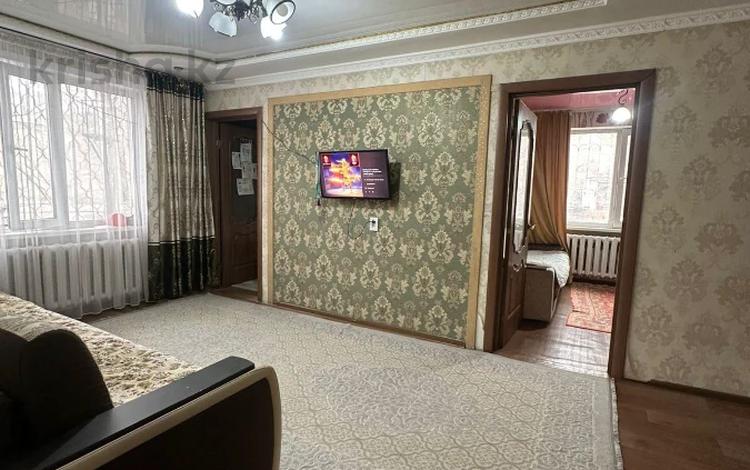 3-бөлмелі пәтер · 57 м² · 1/5 қабат, Баздырева 33, бағасы: 20 млн ₸ в Семее — фото 2