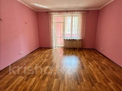 3-бөлмелі пәтер, 130.8 м², 3/6 қабат, Тулебаева 175, бағасы: 200 млн 〒 в Алматы, Медеуский р-н