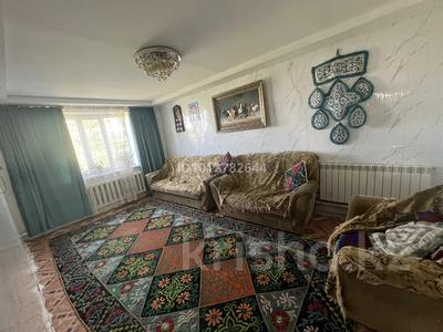 Жеке үй · 3 бөлме · 100 м² · 15 сот., Мұстанбав 110/2 — ЦРБ жанында, бағасы: 9 млн ₸ в Калбатау