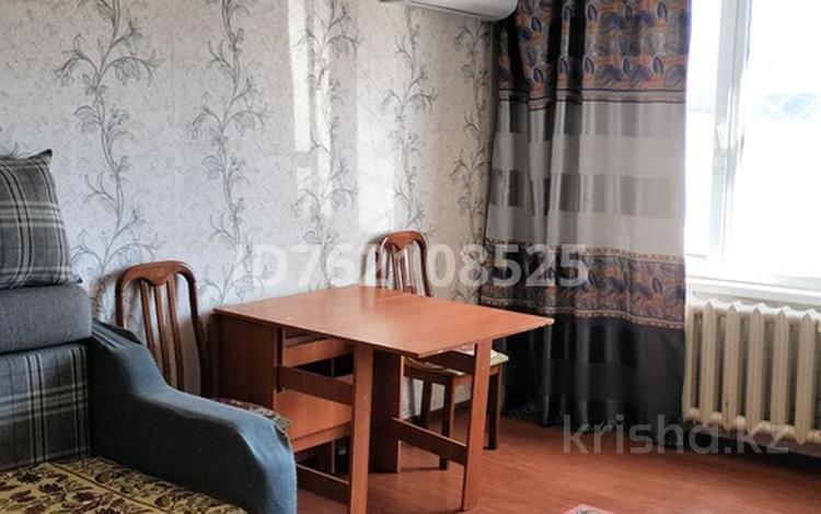 3-бөлмелі пәтер · 62 м² · 1/5 қабат, Сейфуллина — Гостиница Виктория, бағасы: 160 000 ₸ в Конаеве — фото 2