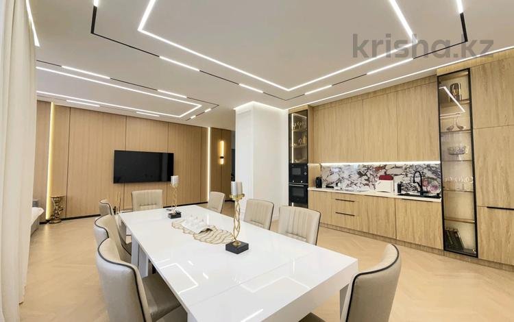 4-комнатная квартира · 130 м² · 2/12 этаж, Достык 8/2 за 121 млн ₸ в Астане, Есильский р-н — фото 2