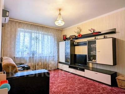 3-комнатная квартира, 75 м², 1/9 этаж, мкр Аксай-4 за 39.3 млн 〒 в Алматы, Ауэзовский р-н