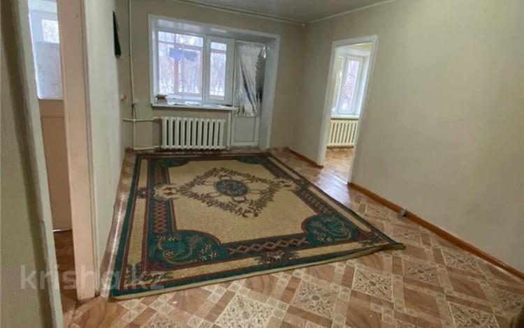 2-бөлмелі пәтер · 45.8 м² · 2/4 қабат, ул. Блюхера, бағасы: 7 млн ₸ в Темиртау — фото 3