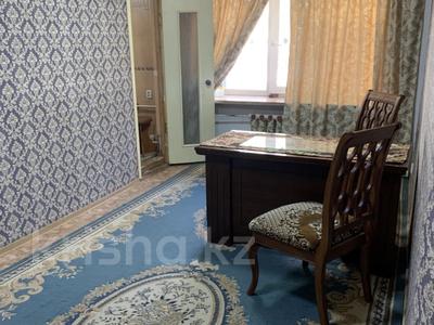 3-бөлмелі пәтер · 64 м² · 1/5 қабат, Полетаева 11, бағасы: 180 000 〒 в Караганде, Казыбек би р-н