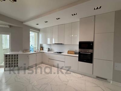 3-комнатная квартира · 170 м² · 9/9 этаж, Богенбай батыра 81 — Зенкова за 850 000 〒 в Алматы, Медеуский р-н