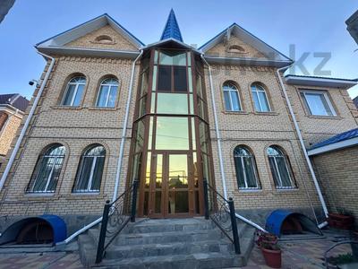 Отдельный дом · 9 комнат · 360.4 м² · 10 сот., 5-я Челябинская 9 за 280 млн ₸ в Костанае
