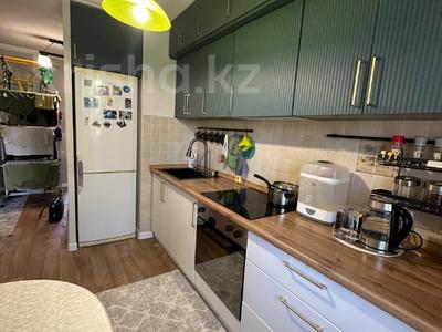 3-комнатная квартира · 59.4 м² · 5/5 этаж, мкр Михайловка , Касыма Аманжолова 55 за 31 млн ₸ в Караганде, Казыбек би р-н