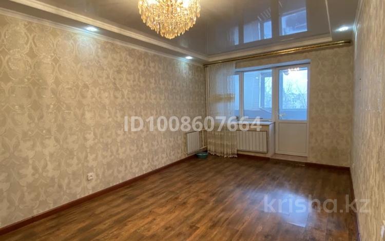 2-комнатная квартира · 64 м² · 2/9 этаж, мкр. Алтын орда за 180 000 〒 в Актобе — фото 2