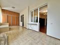 6-комнатная квартира · 305 м² · 2/4 этаж, Омарова 35/1 — ЛУЧШАЯ ЦЕНА! 4 СПАЛЬНИ! за 750 000 ₸ в Алматы, Медеуский р-н — фото 16