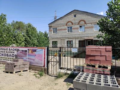 Отдельный дом · 6 комнат · 468 м² · 15 сот., Жанкожа батыра — На выезде из города за 30 млн ₸ в Актобе, мкр. Курмыш