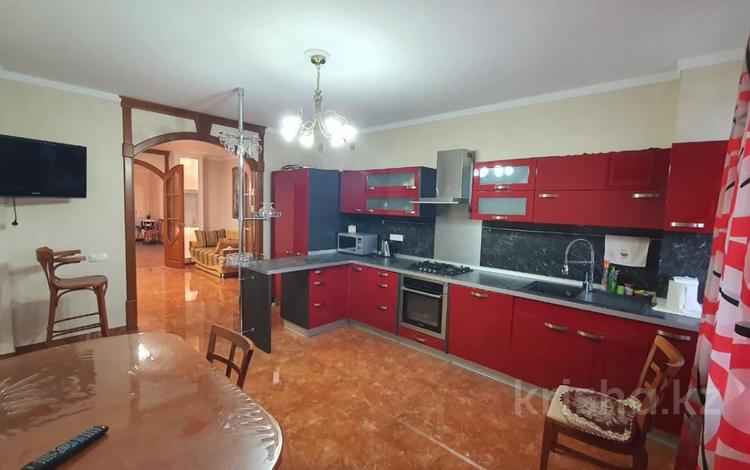 3-комнатная квартира · 127 м² · 7/9 этаж, Муканова 1а за 45 млн ₸ в Атырау, мкр Жилгородок — фото 16