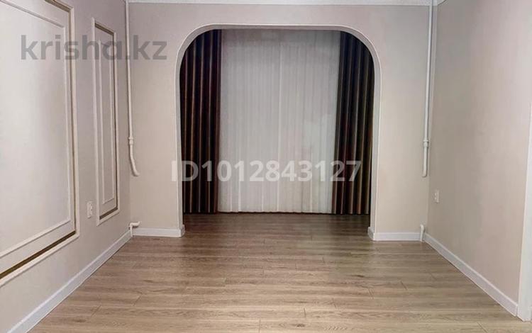 4-бөлмелі пәтер · 80 м² · 2/5 қабат, 17-й микрорайон, 17-шағынаудан — мектеп, садик, дүкен, кафе, аптека жанға керектің бәрі бар, бағасы: 27 млн ₸ в Шымкенте, Аль-Фарабийский р-н — фото 2