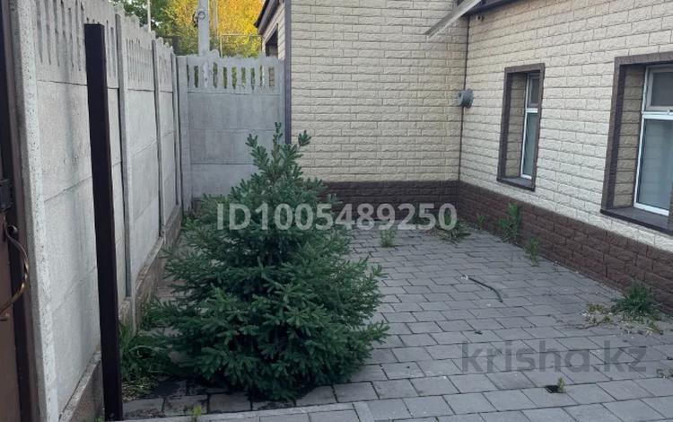 Жеке үй · 6 бөлме · 160 м², Переулок Липецкий, бағасы: 350 000 〒 в Караганде, Казыбек би р-н — фото 21