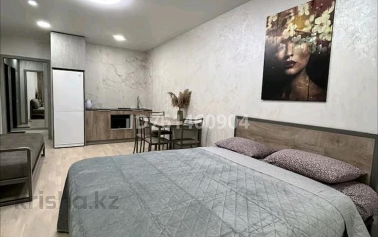 1-бөлмелі пәтер · 50 м² · 4/10 қабат, Газизы Жубановой 146, бағасы: 15 000 ₸ в Актобе — фото 2