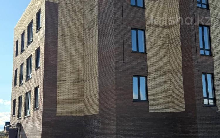1-комнатная квартира · 53 м² · 1/3 этаж, Кизатова за ~ 21.3 млн ₸ в Петропавловске — фото 2