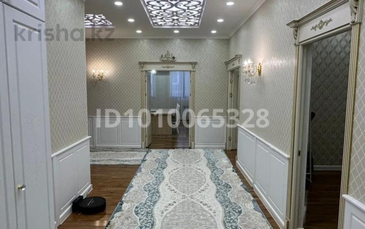 4-бөлмелі пәтер · 172 м² · 9/9 қабат, 17-й мкр 30, бағасы: 65 млн ₸ в Актау — фото 2