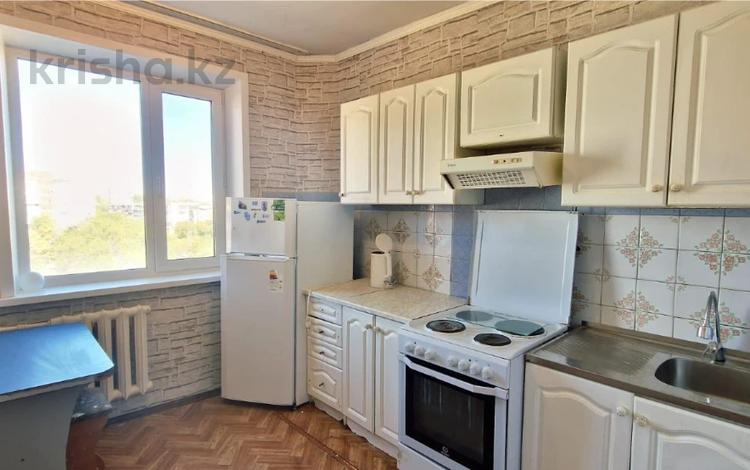 2-комнатная квартира · 55 м² · 7/9 этаж, мкр Юго-Восток, Язева за 18 млн ₸ в Караганде, Казыбек би р-н — фото 8