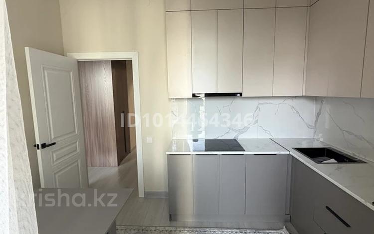 1-комнатная квартира · 40 м² · 3/12 этаж, мкр Нуркент, Турара Рыскулова 2Б/1 за 250 000 ₸ в Алматы, Алатауский р-н — фото 2