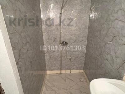 Жеке үй · 1 бөлме · 10 м² · 6 жүзд., Самал-3 ш/а. 45, бағасы: 80 000 ₸ в Шымкенте, Абайский р-н