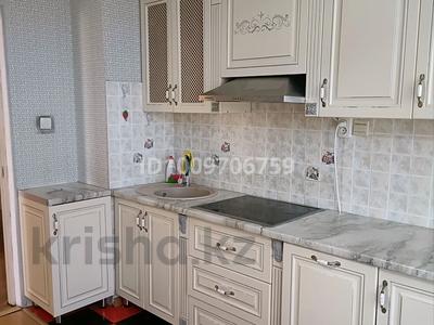 3-комнатная квартира · 90 м² · 7/12 этаж, просп.Назарбаева 171 блок б — напротив Детского мира. за 40 млн 〒 в Талдыкоргане, мкр Жетысу