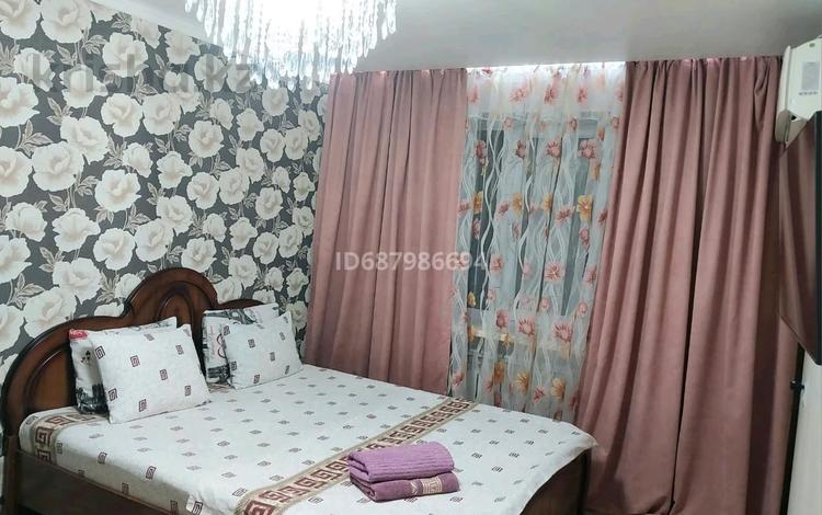 1-комнатная квартира · 35 м² · 3 этаж, проспект Республики 1 — Остановка Гульжан за 15 000 ₸ в Шымкенте, Аль-Фарабийский р-н — фото 24