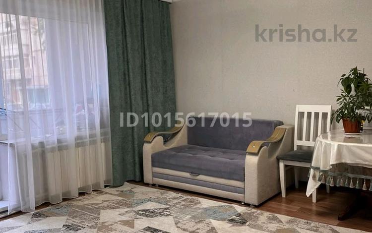 3-комнатная квартира · 64 м² · 1/9 этаж, Майкудук, Майкудук, мкр Голубые пруды 10 за 21 млн ₸ в Караганде, Алихана Бокейханова р-н — фото 2