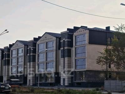 3-комнатная квартира, 77 м², мкр Юго-Восток, Алтын-Арка 18 за ~ 25.4 млн 〒 в Караганде, Казыбек би р-н