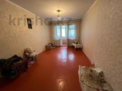 3-комнатная квартира, 57.5 м², 2/5 этаж, Гагарина за 17.5 млн 〒 в Шымкенте, Туран р-н
