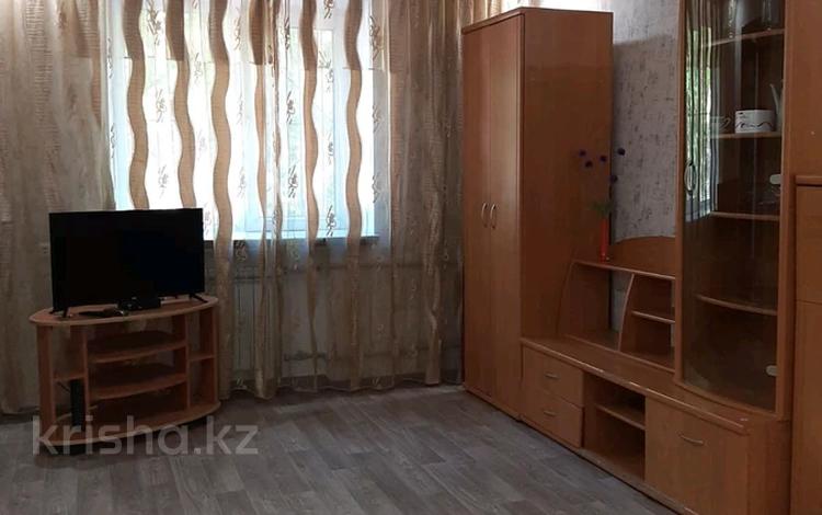 1-комнатная квартира, 40 м², 2/4 этаж помесячно, Аскарова — Шым плаза за 100 000 〒 в Шымкенте — фото 2
