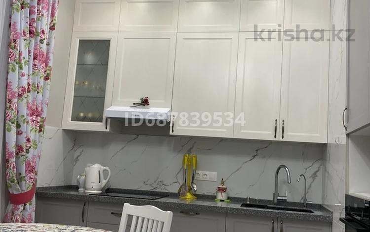 3-комнатная квартира · 84 м² · 7/12 этаж, Асфендиярова 2 — Первая линия ул Сыганак за 65 млн ₸ в Астане, Есильский р-н — фото 2