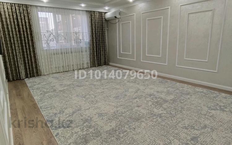 3-бөлмелі пәтер · 101 м² · 2/5 қабат, Алтын орда ш/а. 40В, бағасы: 40 млн ₸ в Актобе, мкр. Алтын орда — фото 2