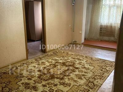 3-комнатная квартира · 80 м² · 2/5 этаж, 16-й микрорайон, 16-й микрорайон 43а за 200 000 〒 в Шымкенте, Аль-Фарабийский р-н