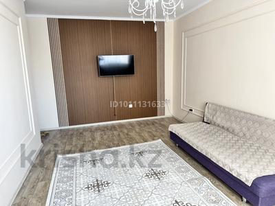 2-бөлмелі пәтер · 90 м², 11-й микрорайон 11, бағасы: 15 000 ₸ в Актобе