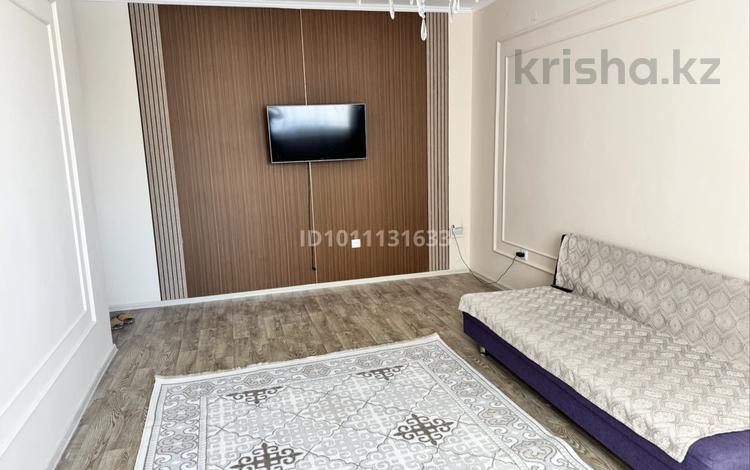 2-бөлмелі пәтер · 90 м², 11-й микрорайон 11, бағасы: 15 000 ₸ в Актобе — фото 2