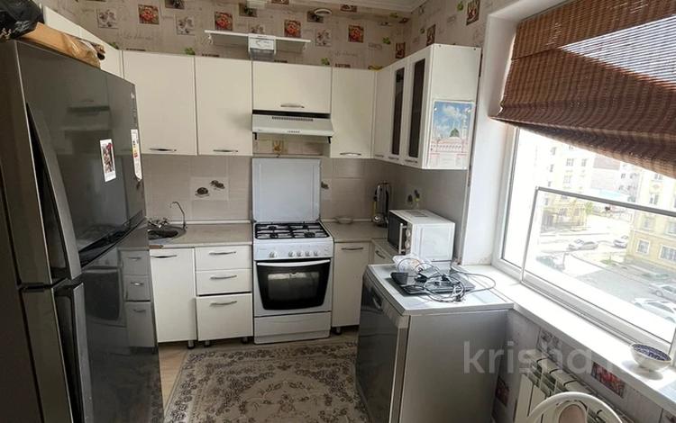 2-комнатная квартира · 60 м² · 5/5 этаж, 34-й мкр 5 за 12.8 млн ₸ в Актау — фото 2