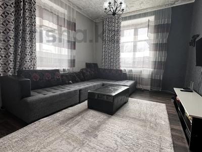 3-комнатная квартира, 64 м², 2/3 этаж, Шаяхметова 8 за 16.9 млн 〒 в Усть-Каменогорске