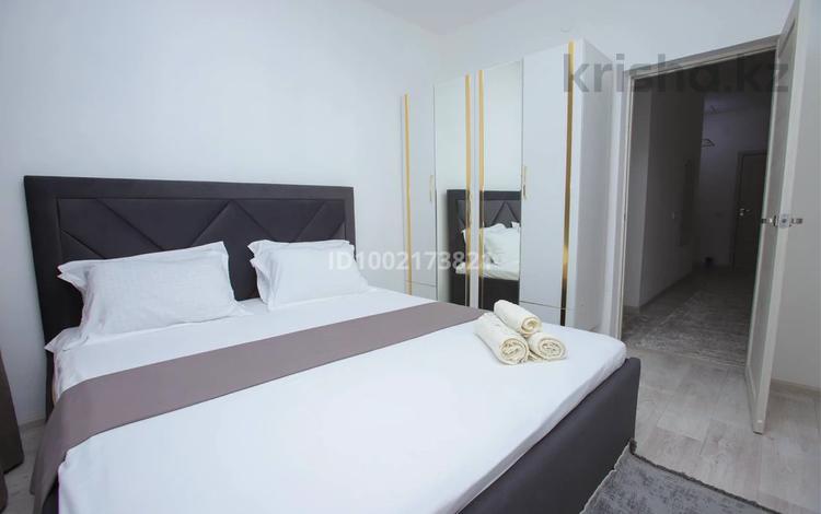 3-комнатная квартира · 90 м² · 1/7 этаж, 9 улица 20/3 — ЖАҢАқала,ЦОН,АЭРОПОРТ,ИППОДРОМ за 12 000 〒 в Туркестане — фото 2