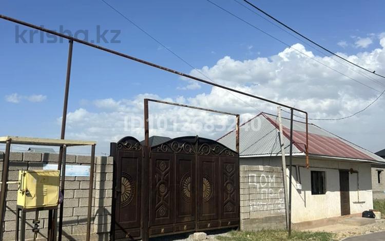 Отдельный дом · 3 комнаты · 100 м² · 200 сот., мкр Турлан, Жанакогам 722/2 — Заправка роспром нефт поворот за 18 млн ₸ в Шымкенте, Абайский р-н — фото 2