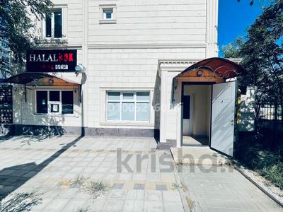 Еркін, кеңселер, дүкендер мен бутиктер, қоғамдық тамақтану орны, кабинеттер және жұмыс орындары, студиялар · 100 м², бағасы: 450 000 ₸ в Атырау