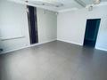 Свободное назначение, офисы, магазины и бутики, общепит, кабинеты и рабочие места, студии · 100 м² за 450 000 〒 в Атырау — фото 8
