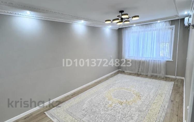 3-бөлмелі пәтер · 67 м² · 2/9 қабат, мкр Кунаева 17, бағасы: 200 000 ₸ в Уральске — фото 2