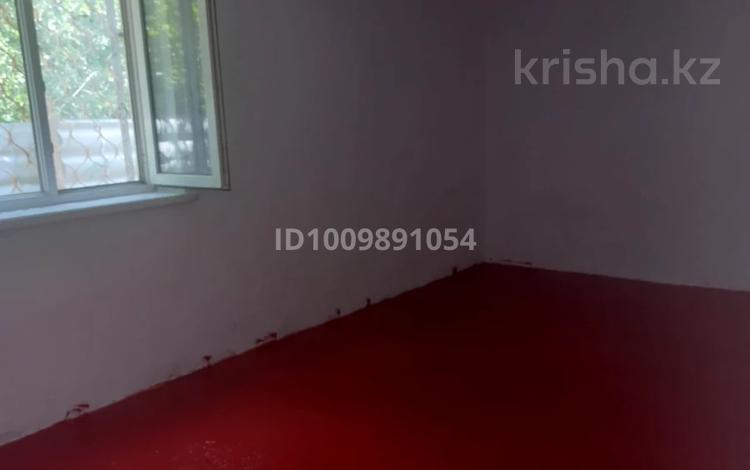 1-комнатная квартира · 40 м² · 1 этаж, мкр Самал-1 1 — Напротив рынка САМАЛ за 60 000 ₸ в Шымкенте, Абайский р-н — фото 2